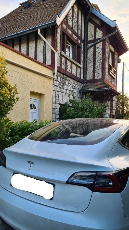 Apakabar Homestay - Proche Gare Melun, Parking Prive, Netflix La Rochette  Eksteriør bilde