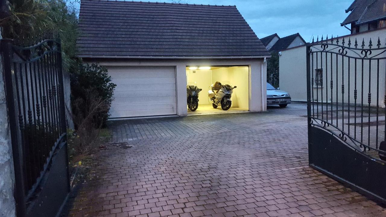 Apakabar Homestay - Proche Gare Melun, Parking Prive, Netflix La Rochette  Eksteriør bilde
